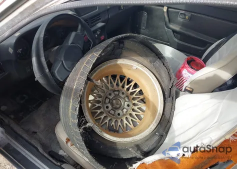 1980 Porsche 924 из США, поврежденный, VIN 92A0430388